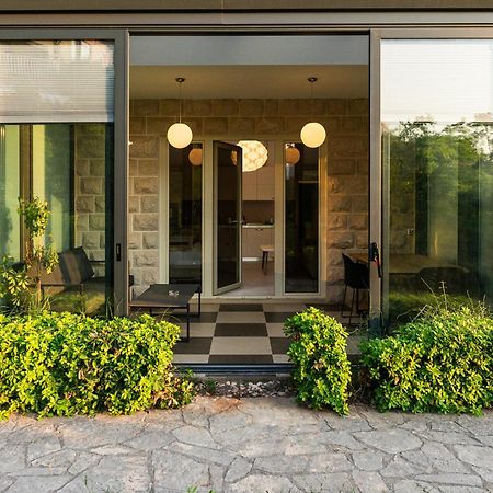Vertmont Apartments Светі-Стефан Екстер'єр фото