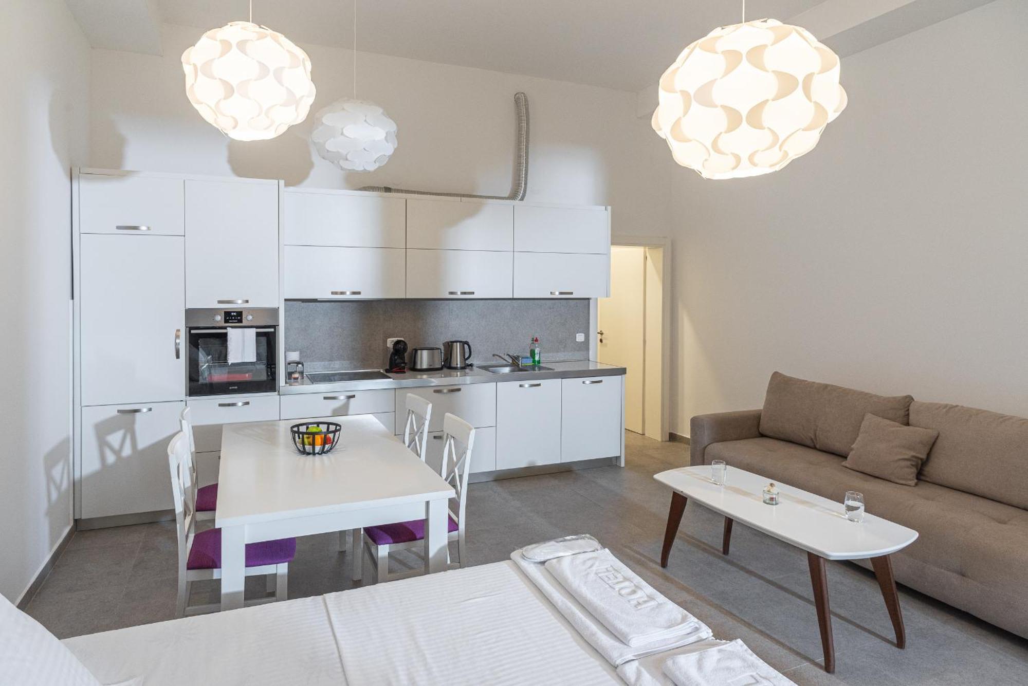 Vertmont Apartments Светі-Стефан Екстер'єр фото
